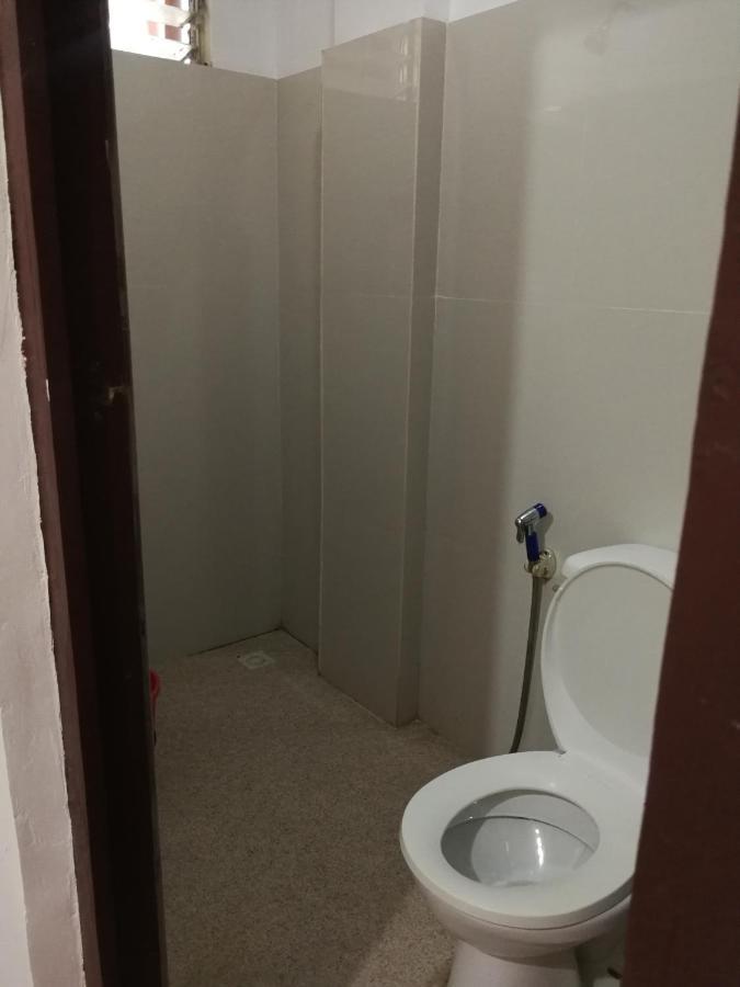 爱妮岛 快乐旅馆酒店 外观 照片