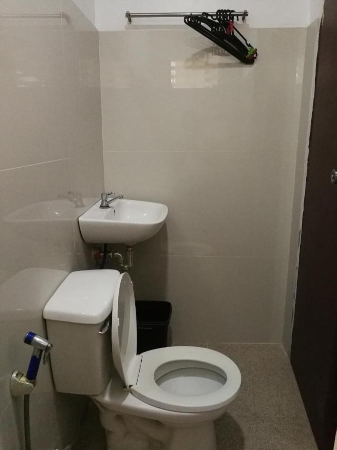 爱妮岛 快乐旅馆酒店 外观 照片